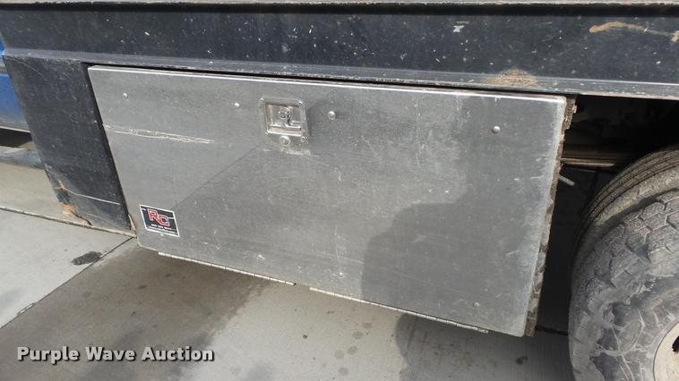 image for item J5725 2001 Dodge Ram 2500 Laramie SLT Quad Cab flatbed pickup truck