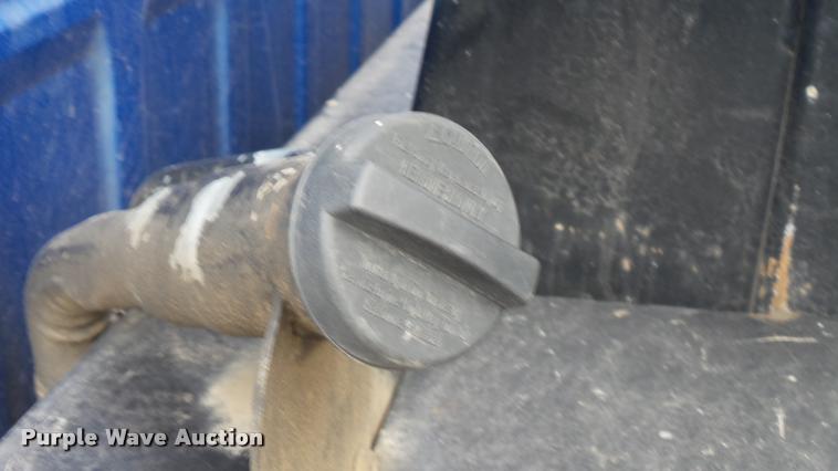 image for item J5725 2001 Dodge Ram 2500 Laramie SLT Quad Cab flatbed pickup truck