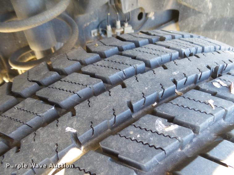 image for item K1037 2011 Dodge Ram 2500 Quad Cab pickup truck