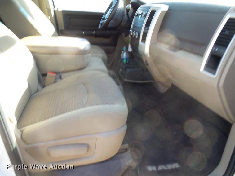 image for item K1037 2011 Dodge Ram 2500 Quad Cab pickup truck