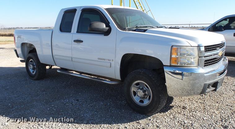 image for item K1040 2009 Chevrolet Silverado 2500HD Ext. Cab pickup truck