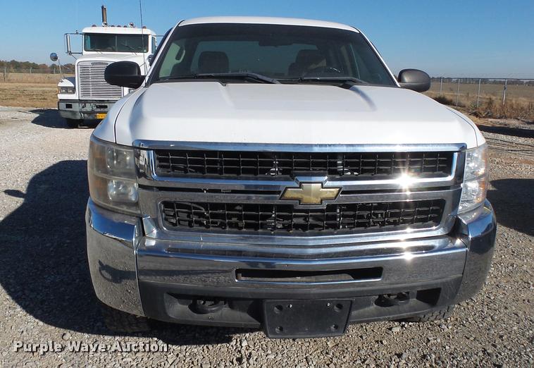 image for item K1040 2009 Chevrolet Silverado 2500HD Ext. Cab pickup truck