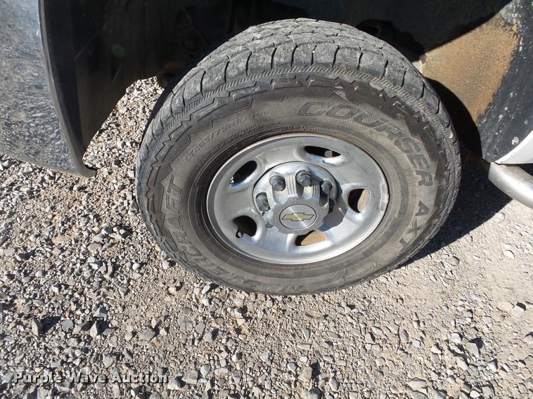 image for item K1040 2009 Chevrolet Silverado 2500HD Ext. Cab pickup truck