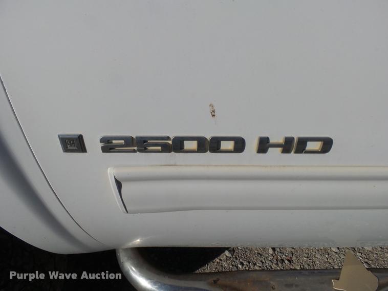 image for item K1040 2009 Chevrolet Silverado 2500HD Ext. Cab pickup truck