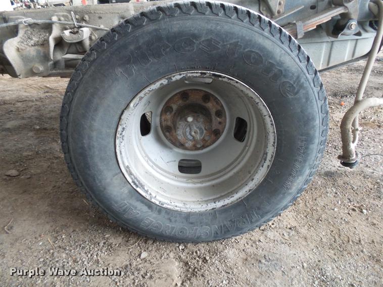 image for item K1080 2008 Ford F350 Super Duty pickup truck cab and chassis