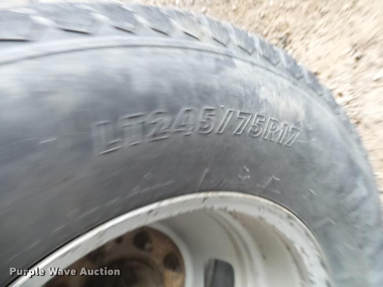 image for item K1080 2008 Ford F350 Super Duty pickup truck cab and chassis