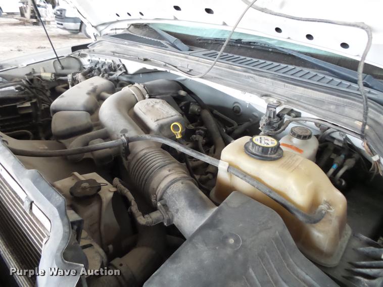 image for item K1080 2008 Ford F350 Super Duty pickup truck cab and chassis