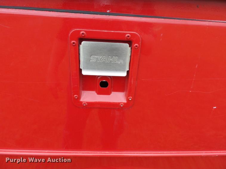 image for item K3426 2003 Ford F250 Super Duty Crew Cab flat bed truck