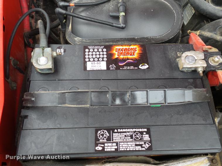 image for item K3426 2003 Ford F250 Super Duty Crew Cab flat bed truck