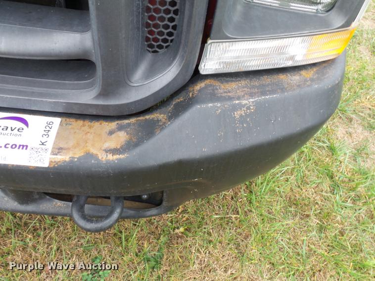 image for item K3426 2003 Ford F250 Super Duty Crew Cab flat bed truck