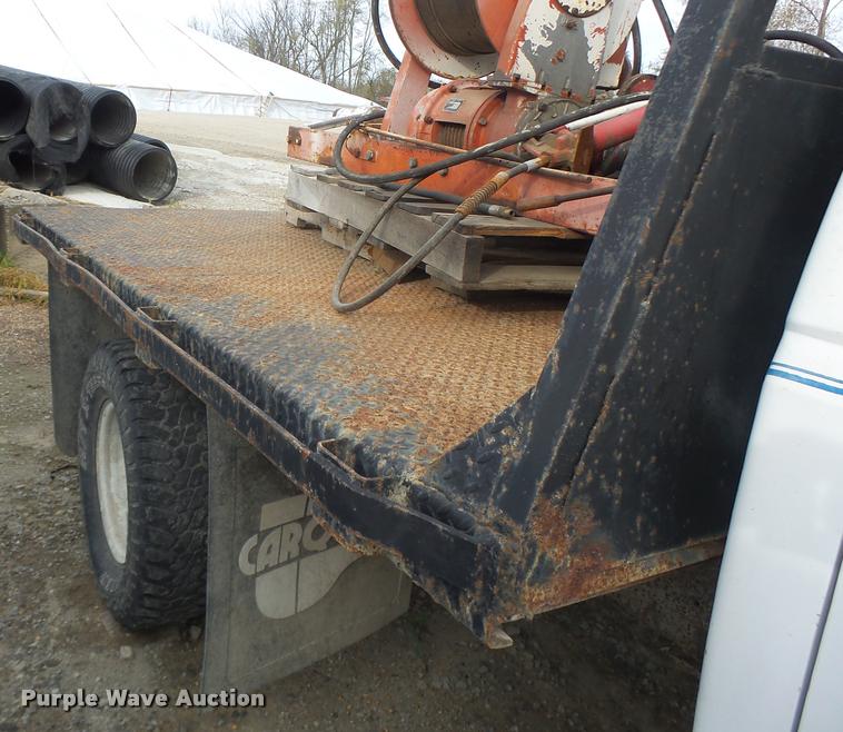 image for item K5545 1992 Ford F350 flatbed pickup truck