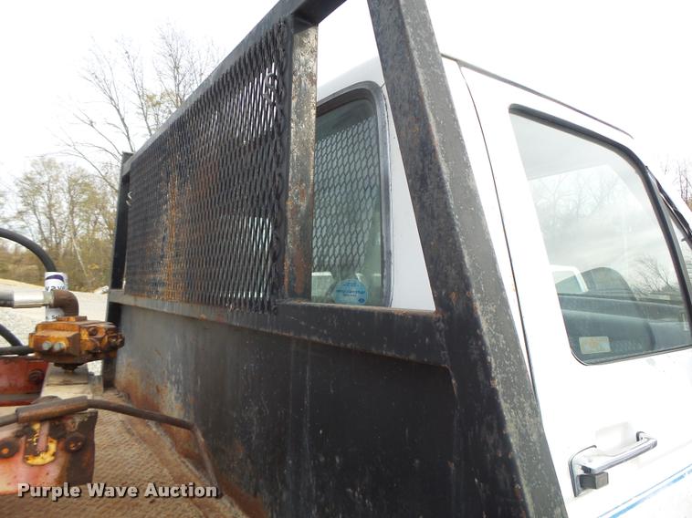 image for item K5545 1992 Ford F350 flatbed pickup truck