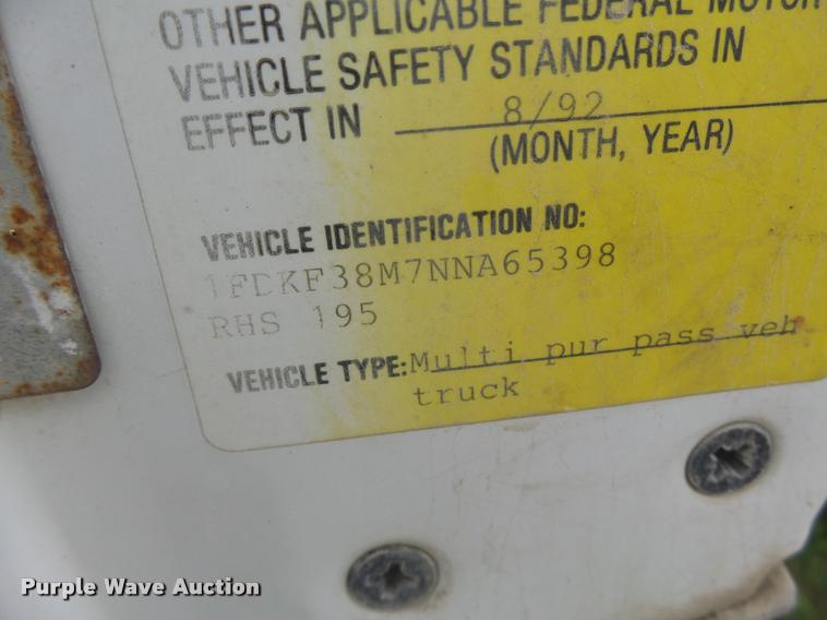 image for item K5545 1992 Ford F350 flatbed pickup truck