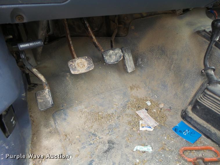 image for item K5545 1992 Ford F350 flatbed pickup truck