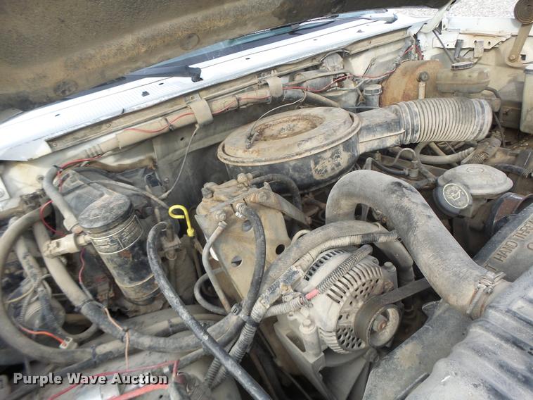 image for item K5545 1992 Ford F350 flatbed pickup truck