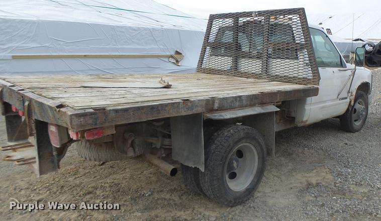 image for item K5546 1995 Chevrolet 3500 flatbed pickup truck