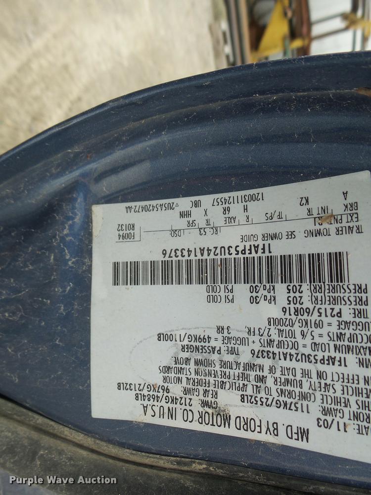 image for item K5547 2004 Ford Taurus