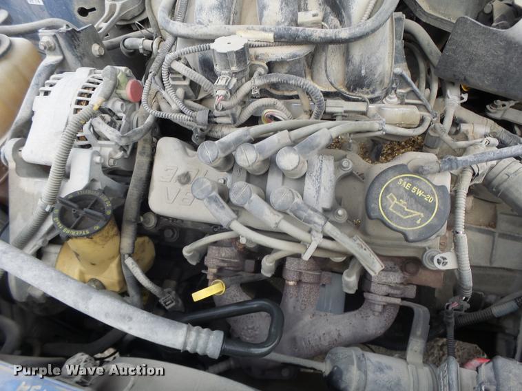 image for item K5547 2004 Ford Taurus