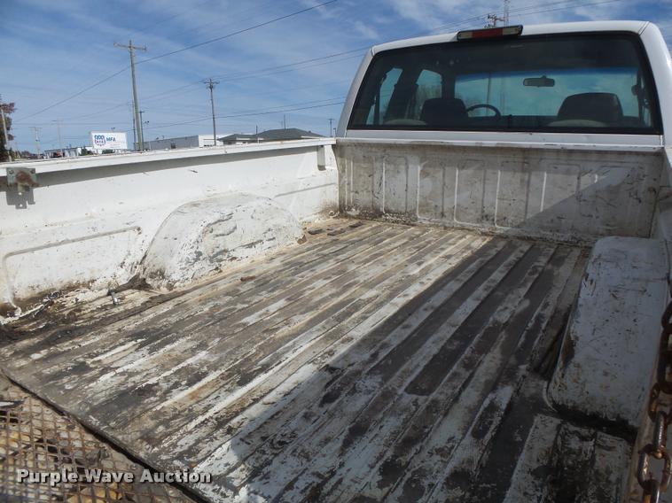 image for item K5571 1998 Chevrolet 2500 Ext. Cab pickup truck