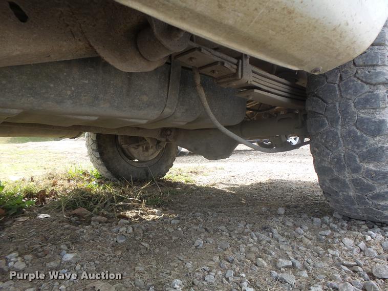 image for item K5571 1998 Chevrolet 2500 Ext. Cab pickup truck