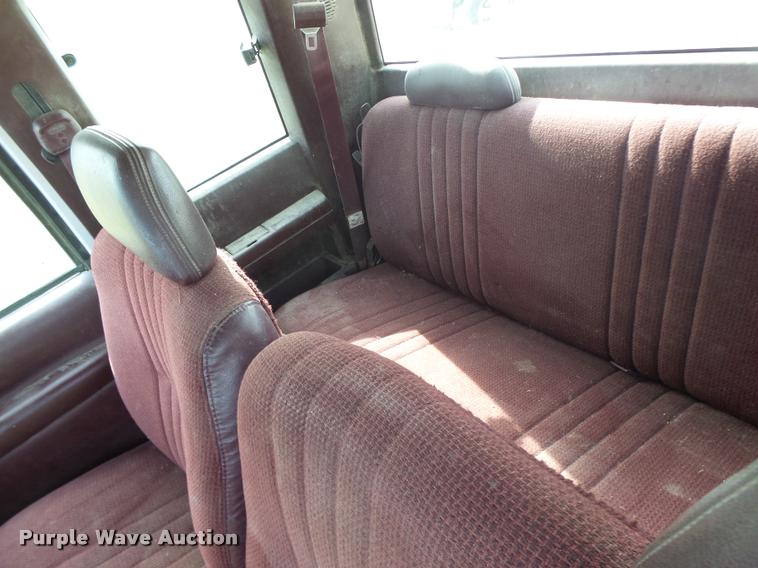 image for item K5571 1998 Chevrolet 2500 Ext. Cab pickup truck