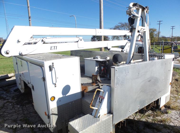 image for item K5592 2002 Brand FX service bed