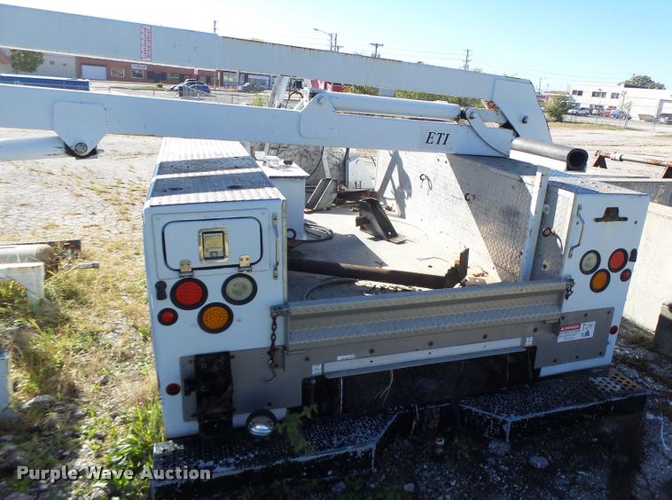 image for item K5592 2002 Brand FX service bed