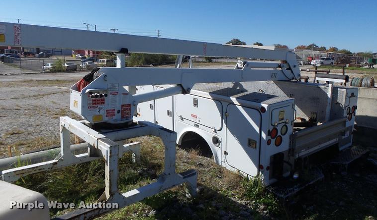 image for item K5592 2002 Brand FX service bed