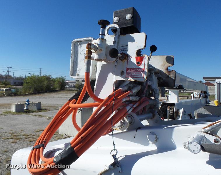 image for item K5592 2002 Brand FX service bed