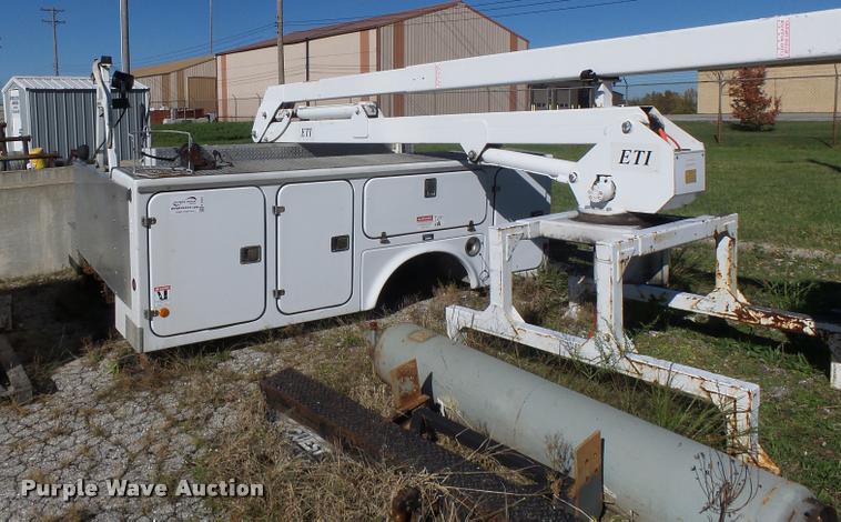 image for item K5592 2002 Brand FX service bed