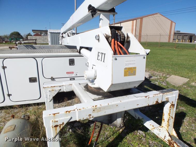 image for item K5592 2002 Brand FX service bed