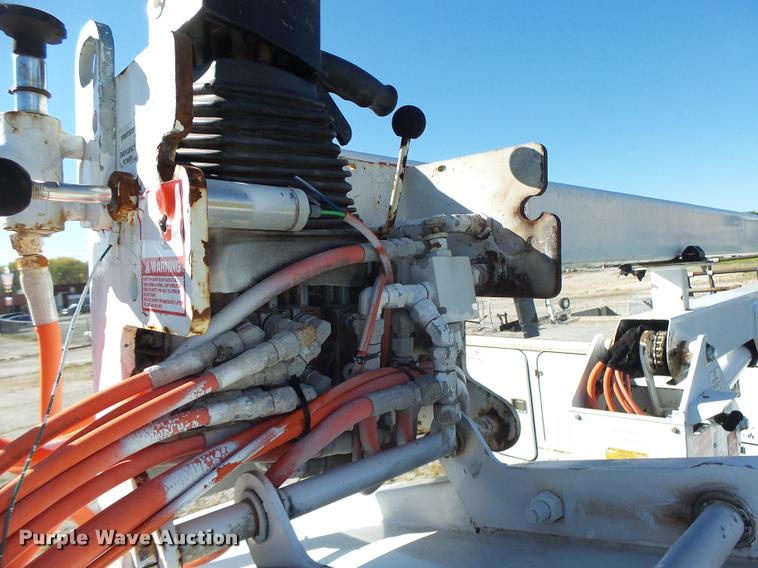 image for item K5592 2002 Brand FX service bed