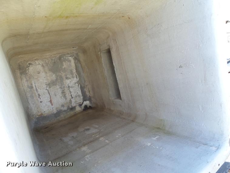 image for item K5592 2002 Brand FX service bed