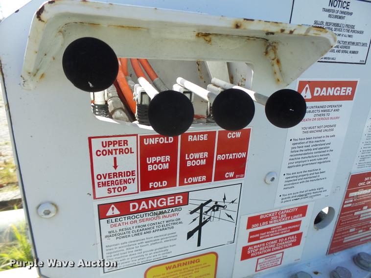 image for item K5592 2002 Brand FX service bed