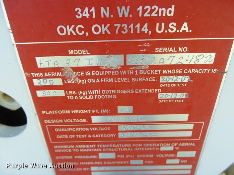 image for item K5592 2002 Brand FX service bed