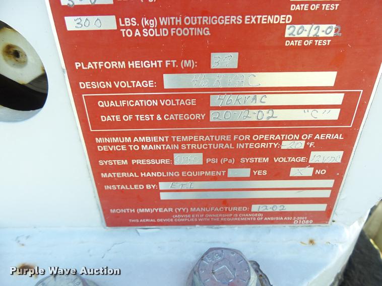 image for item K5592 2002 Brand FX service bed