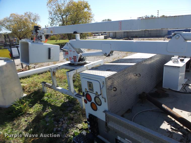 image for item K5592 2002 Brand FX service bed