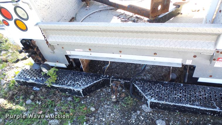 image for item K5592 2002 Brand FX service bed