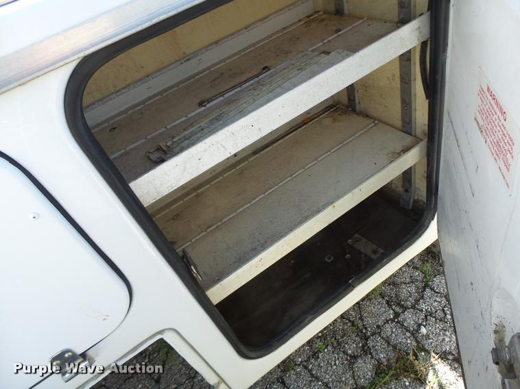 image for item K5592 2002 Brand FX service bed