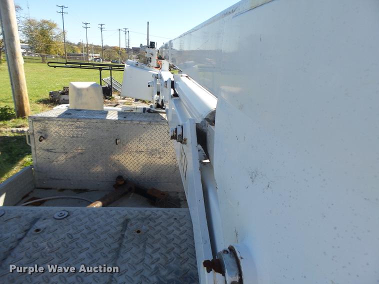 image for item K5592 2002 Brand FX service bed