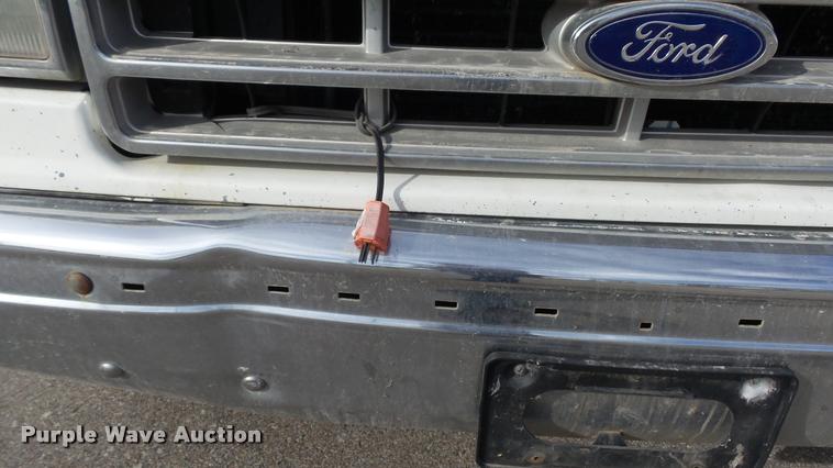 image for item K8101 1987 Ford F350 XL dump bed pickup truck