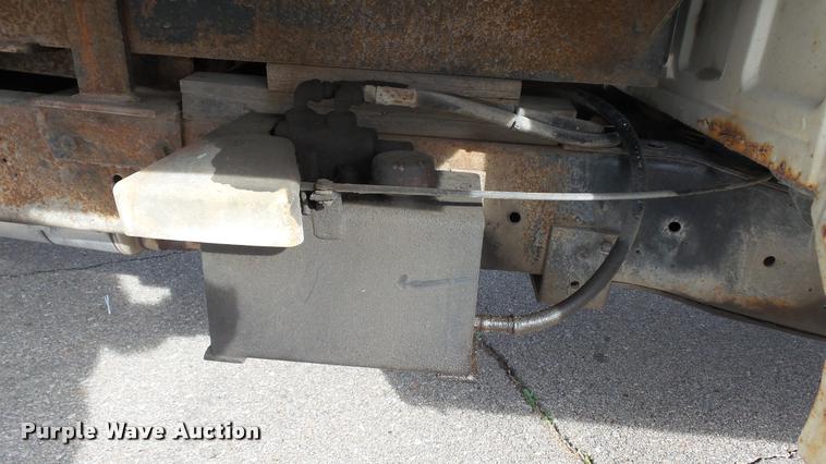 image for item K8101 1987 Ford F350 XL dump bed pickup truck