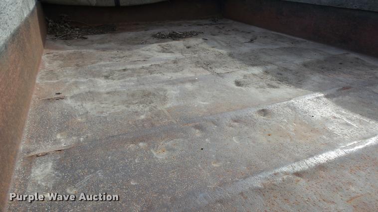 image for item K8101 1987 Ford F350 XL dump bed pickup truck