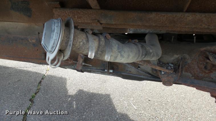 image for item K8101 1987 Ford F350 XL dump bed pickup truck