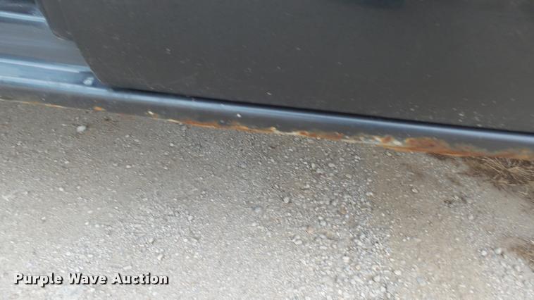 image for item K8104 2004 Chevrolet Silverado 2500 Ext. Cab pickup truck