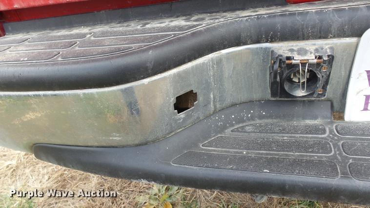 image for item K8105 2006 Chevrolet Silverado 2500 pickup truck