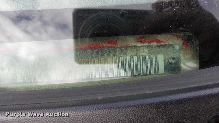 image for item K8105 2006 Chevrolet Silverado 2500 pickup truck