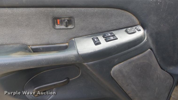 image for item K8106 2001 Chevrolet Silverado 1500 LS Ext. Cab pickup truck