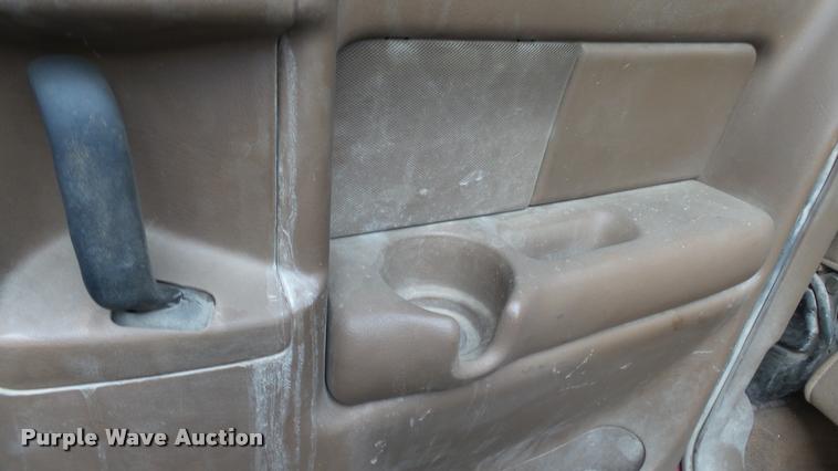 image for item K8107 2000 Chevrolet Silverado 2500 LS Ext. Cab pickup truck