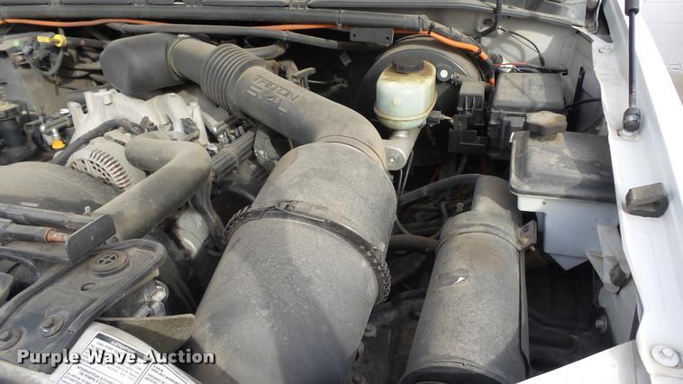 image for item K8121 1999 Ford F250 Super Duty XL pickup truck